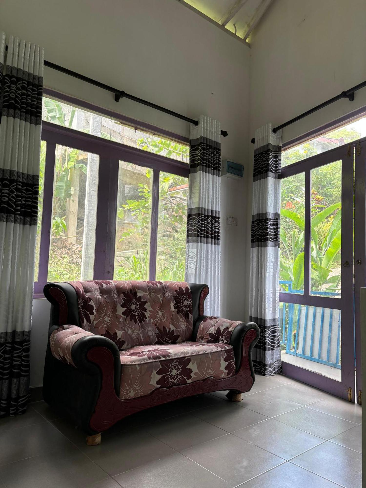House 73 Hotel Unawatuna Eksteriør billede